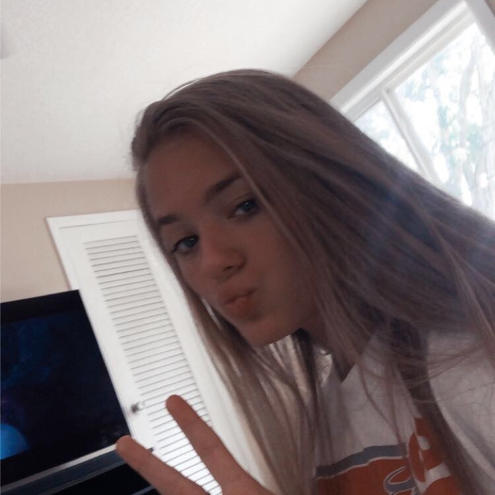 Meet your Posher, Hailey